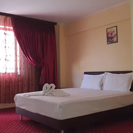 Hotel Orient Mamaia Nord à Năvodari Extérieur photo